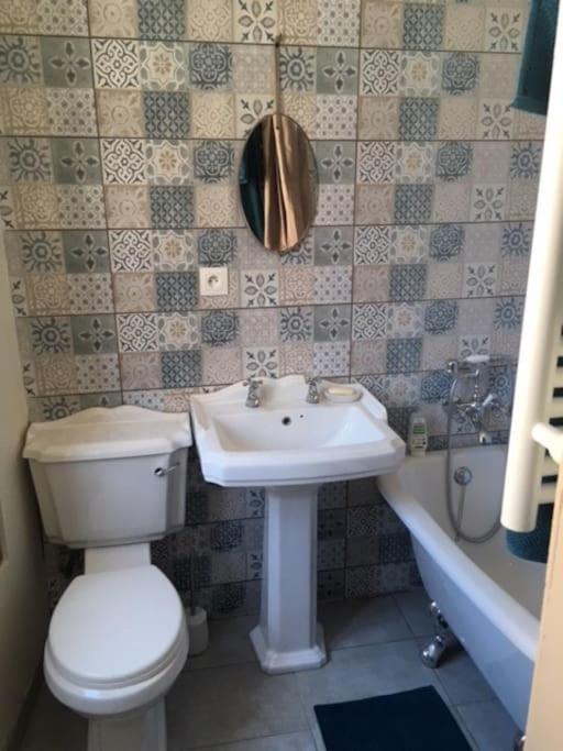 L'Appartement Du Voisin D'Hugo Besancon Ngoại thất bức ảnh